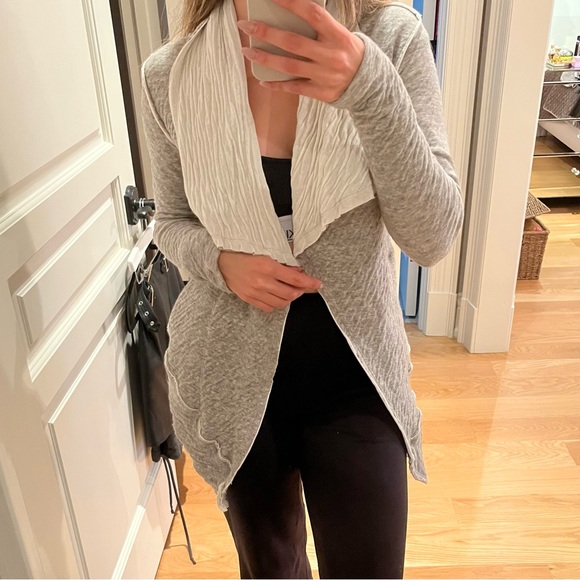 Grey Heather Sweater - Picture 6 of 7